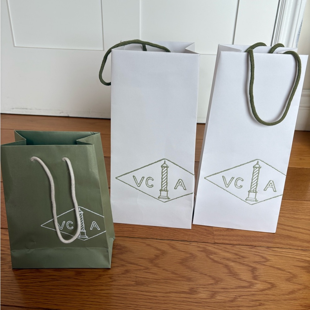 Van Cleef & Arpels shopping Bags